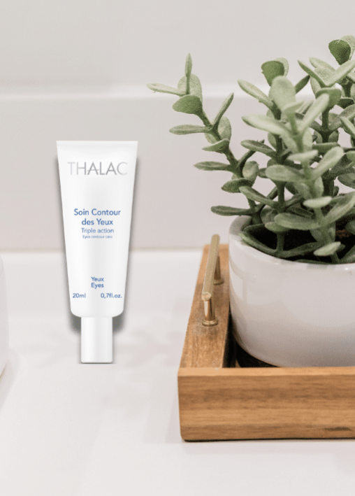 Contour des yeux triple action